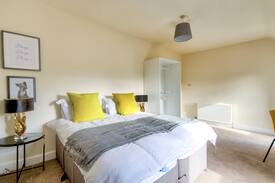 Moffat Apartment | Oaktree Moffat