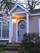 Holly Springs Cabin | The Hummingbird Cottage with Homecooked Breakfast!