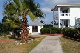 Shoal Bay Villa | Milly's Inn 2