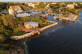 Duck House | Sunset Bungalow