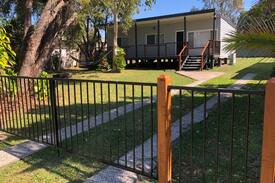 Tin Can Bay House | Tin Can Bay - Seaside Cracka