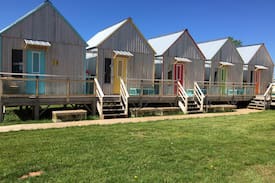 Souris House | ShantyStay Accommodations-Sleeping Cabin Souris