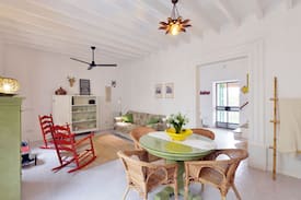 Sineu House | Cals Menescals - Casa de pueblo con piscina y wifi