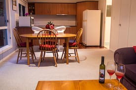 Balmoral Ridge Cabin | 2 Pines Cottage - A Little Maleny Magic