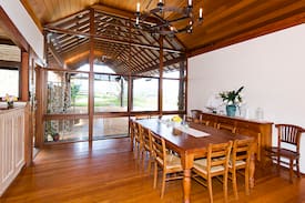 Whitby House | Yarrabah Holiday Retreat, Jarrahdale, Perth Hills