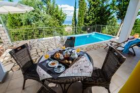 Kavallos Villa | Ionides Luxury Villas in Lefkada - Kalliphaeia