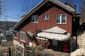 Ranshaw Apartment | Shamokin Chalet, quaint, welcoming, just enough!