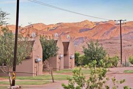 Vioolsdrif Villa | Vioolsdrift Lodge - Chalet 9