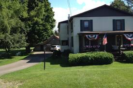 Cooperstown House | The Bliss House-1.5 Miles from Dreams Park