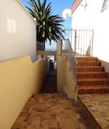Froggy Farm Apartment | Our Cottage in Simons Town