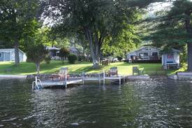 Tully Cabin | Song Lake Waterfront Cottage Tully