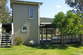 Mandalong Cabin | Stables Studio Cabin Accommodation