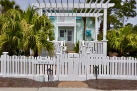 Sunnyside Cabin | Blissful Beach Cottage Steps from White Sand