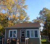Selkirk Cabin | Featherstone Point