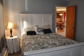 Suttons Bay Apartment | Suttons Bay North Beach Condominium