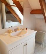 Plouigneau Bed & Breakfast | Chambre d'Hôtes "Catherine de Kergariou"