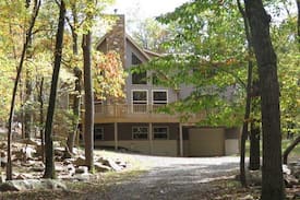 Lake Harmony Estates House | Magnificent Mountain Manor