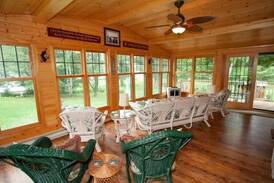 Sarona House | Eagle Bay Lodge on Long Lake 6 bedrooms, 14 beds