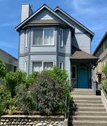 Green Lake House | 4-Bedroom House Next to Green Lake