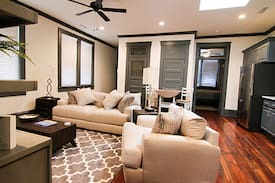 Goldsboro Apartment | Walnut Street Loft BR 2