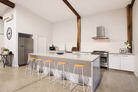 Agnes Water House | Bicentennial Oasis (Pet Friendly, WIFI, Sleeps 8)