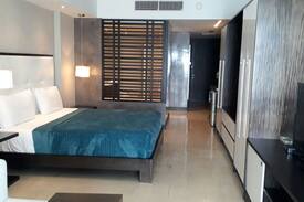 Punta Pacifica Apartment | Punta Pacifica Studio apartment at JW Marriott #4