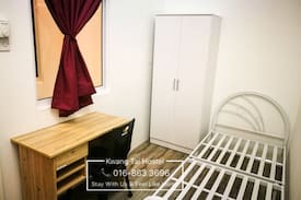 Kota Samarahan House | Kwang Tai Hostel,Kota Samarahan (Single room)