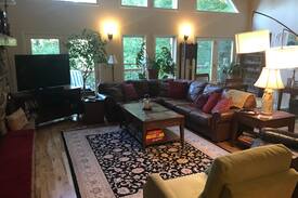 Gladehill House | Snow Creek Retreat Center (GREAT REVIEWS)
