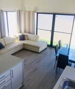 Murray Bridge Boat Rental | Floating House on the Murray River.