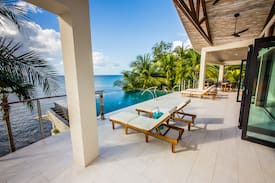 Castries Villa | Sapphire Beach Villa-Ocean Front + Infinity Pool