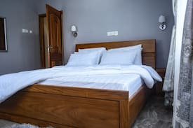 Mamfe Bed & Breakfast | PRESTIGE GUEST HOUSE