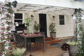 Warrnambool House | "Jamieson Cottage" - Warrnambool