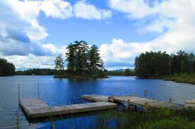 Whitefield House | Private Mirror Lake Home