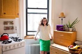 Greenwich Village Apartment | Bright Quiet Room in the W Village