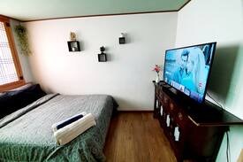 Pyeongtaek Apartment | Close to Camp Humphreys (Room B)
