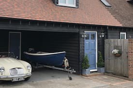 Bosham Cabin | Yachtsman's cottage near Bosham waterfront
