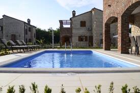 Butkovici Villa | VILLA HARMONY IN PARADIZ