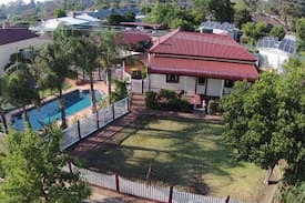 Rutherglen House | "Gum Tree Cottage" B&B in the heart of Rutherglen.