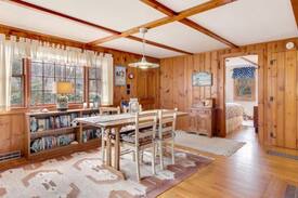 East Sandwich House | Sandwich Downs Cottage - Private Beach community