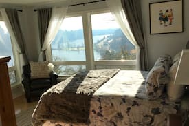 South Westside House | The Overlook - at Washington's Capitol Lake