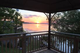 Bewdley House | Get Away to Rice Lake Cottage, Bailieboro Ontario