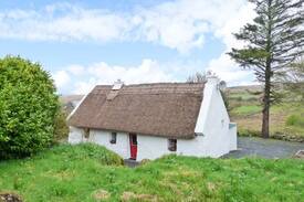Spiddal Cabin | The Thatch Cottage, Spiddal, Connemara, Galway