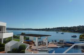 Taupo Apartment | Taupo Central - Lake Edge Resort Apartment 4