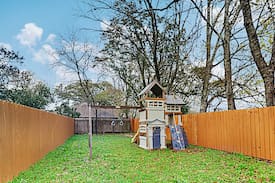 New Braunfels House | Updated West North Inn, Walk to Schlitterbahn