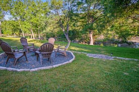 Canyon Lake Cabin | Stone River Cabin - Walking distance to Whitewater