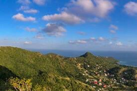 Union Island Apartment | The Green House with Spectacular Views
