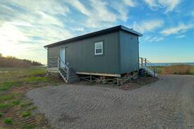 Cape Tormentine Cabin | Cape Carter Beach Pod
