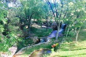 Cornville House | Waterfalls and Peacocks (Main)- 25 min to Sedona!