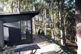 Armstrong Creek Cabin | The Bush Studio