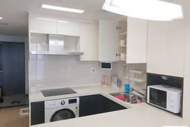 Gangneung Apartment | 주문진항 10분(차량) 강릉시내 20분(차량) 영진해변 걸어서 2분 신축건물 18층 바다뷰